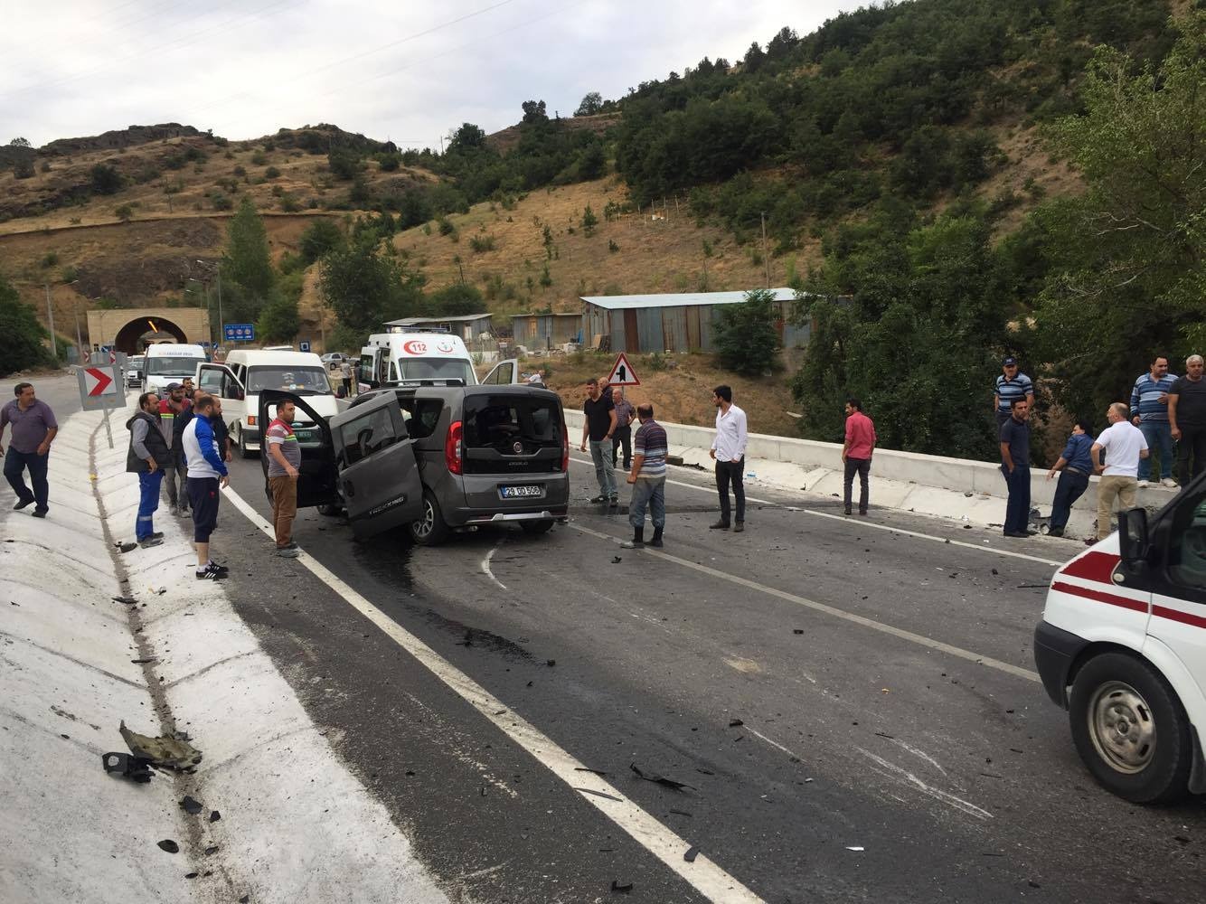 Gümüşhane’de trafik kazası: 1 ölü, 4 yaralı 7