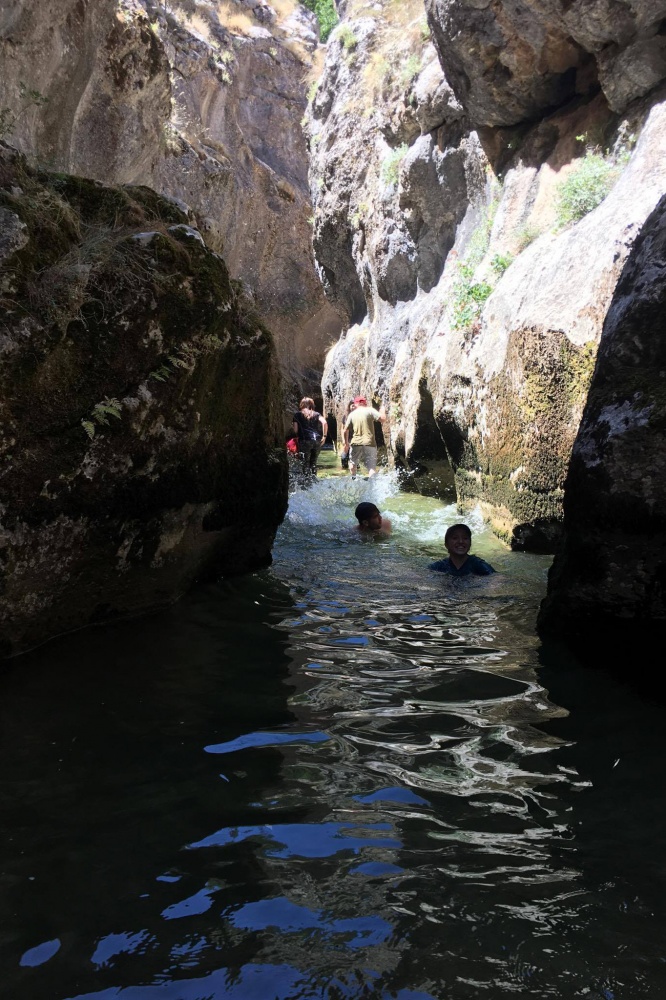 Gümüşhaneli dağcılardan Kelkit kanyonunda zorlu yürüyüş 2