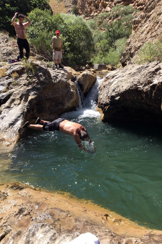 Gümüşhaneli dağcılardan Kelkit kanyonunda zorlu yürüyüş 10