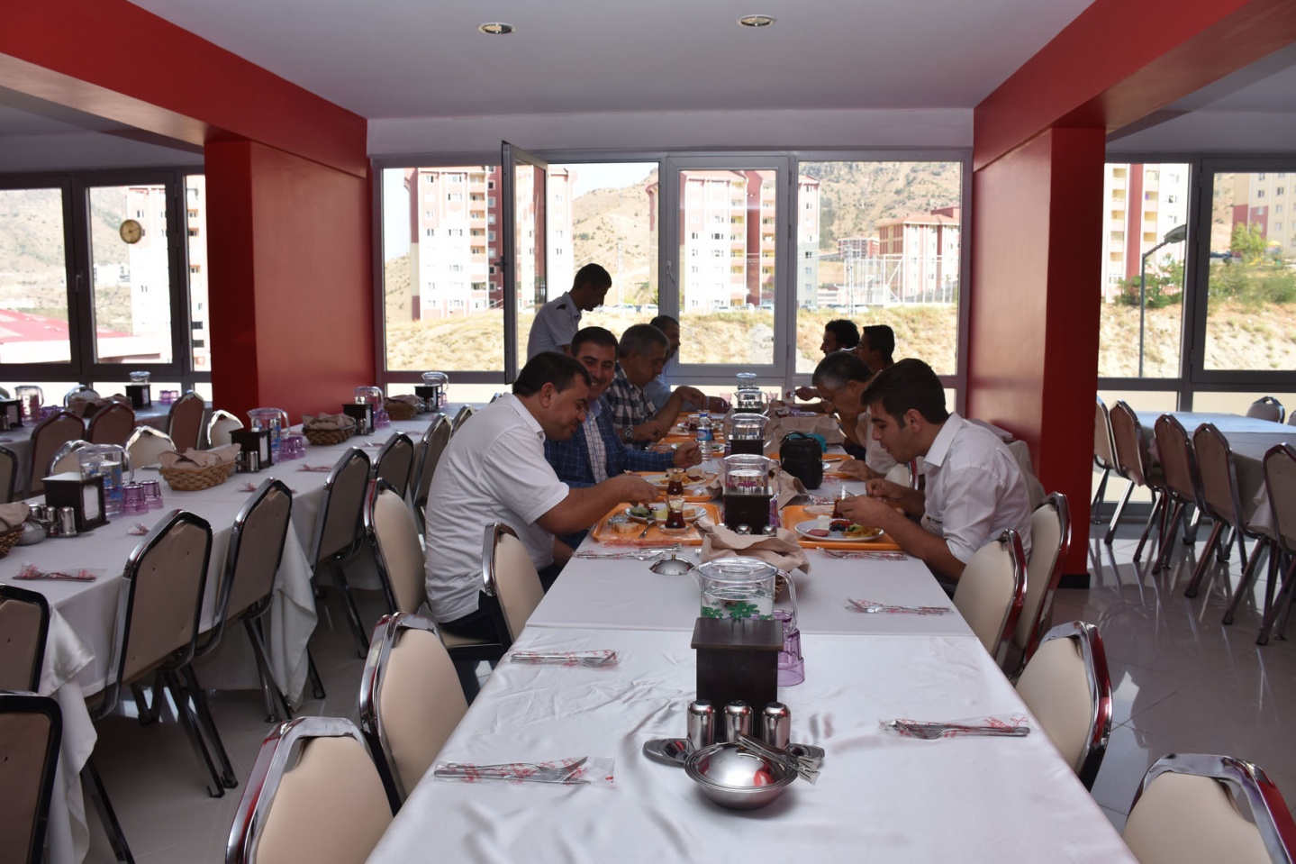 Üç Yıldızlı Otel Gibi 9