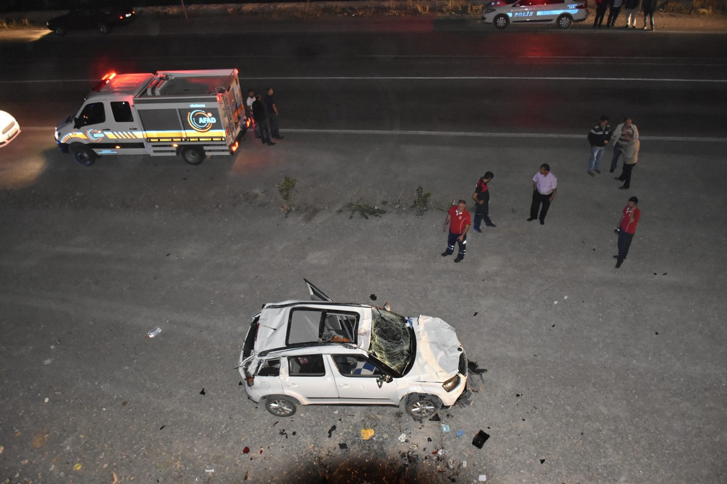 Gümüşhane’de otomobil duvardan düştü: 1 ölü 5