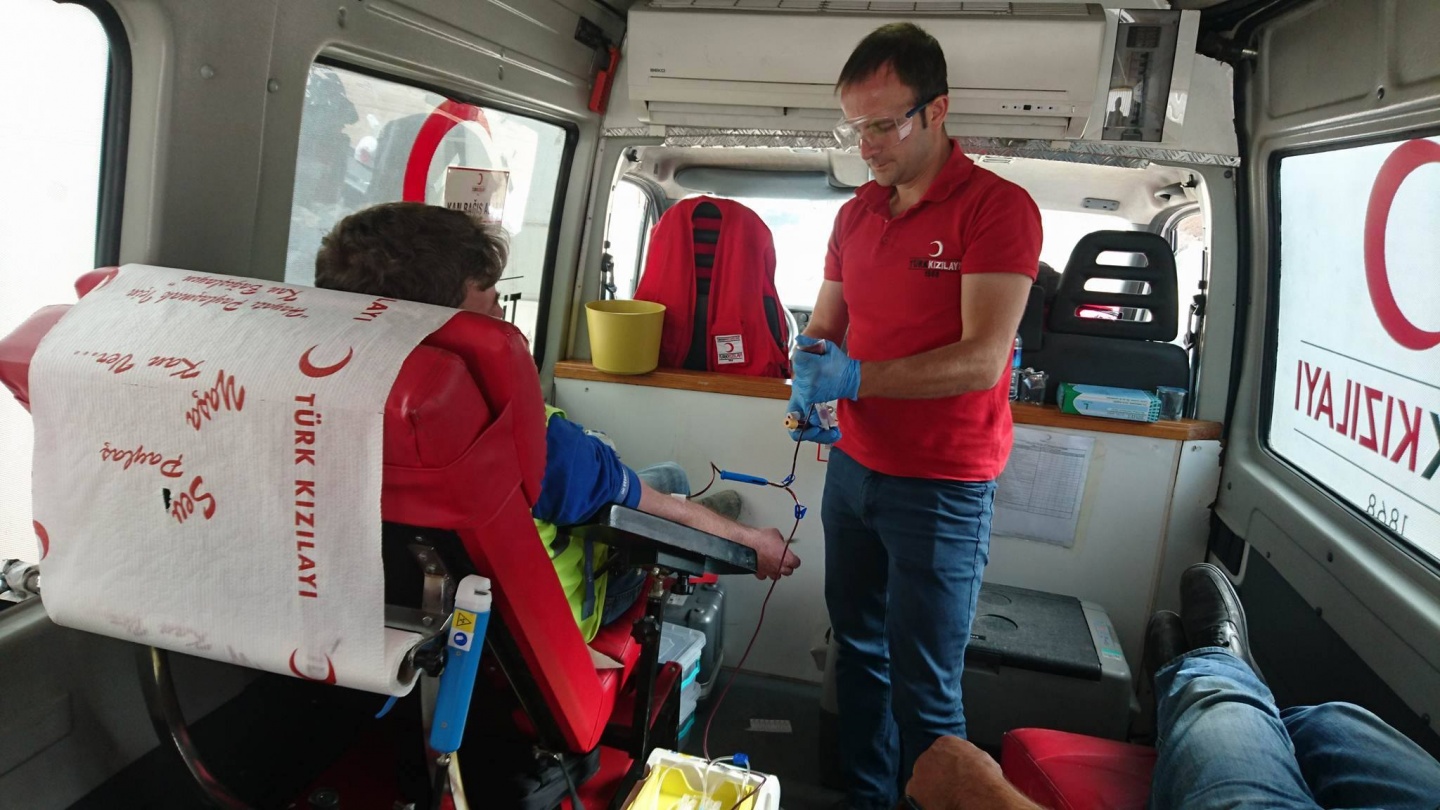 Yıldız Bakır’dan kan bağışı 2