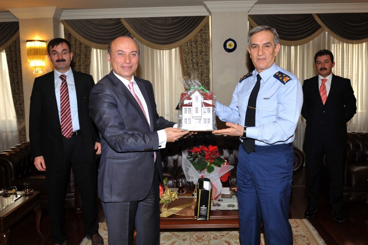 Gümüşhaneli Bürokratlar Orgeneral Öztürk'ü Ziyaret etti 2