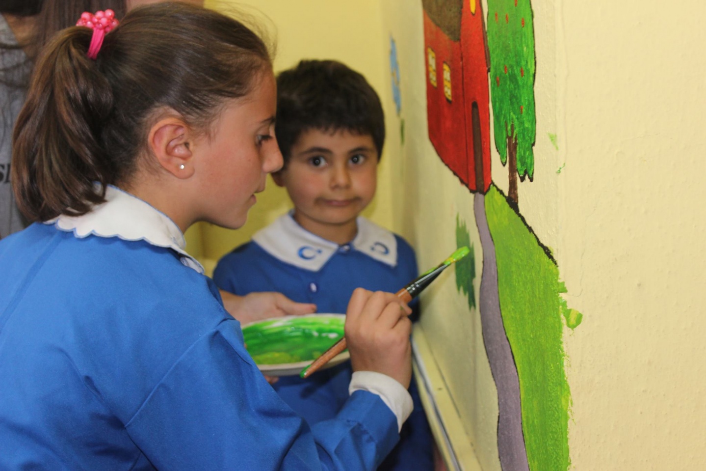 Gençlik Merkezi Çocukların yüzünde tebessüm olmaya devam ediyor 6