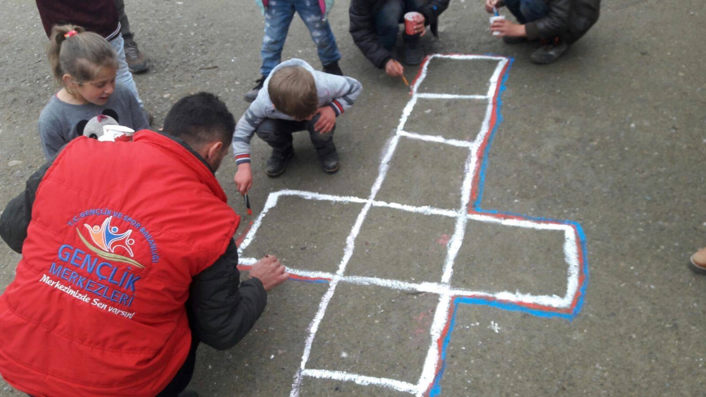 Gönüllü gençler Akocak köyünde 6