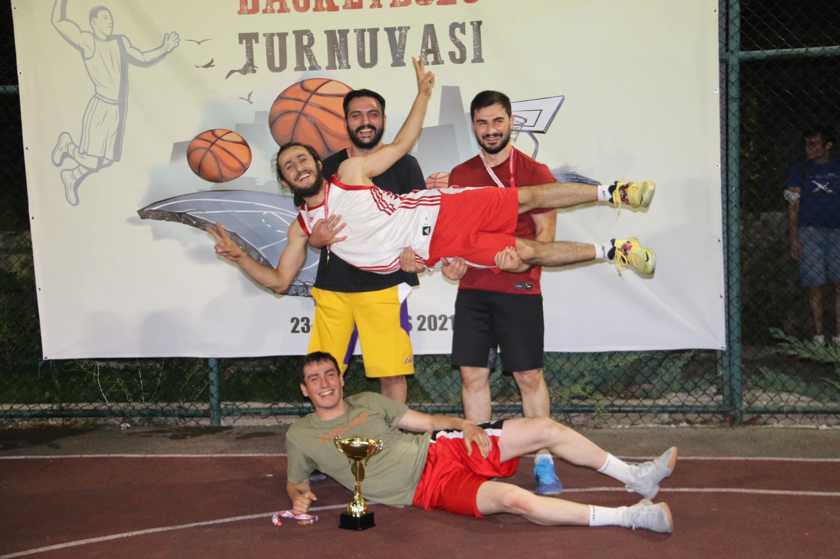 3x3 Sokak Basketbolu Turnuvası Sona Erdi 4