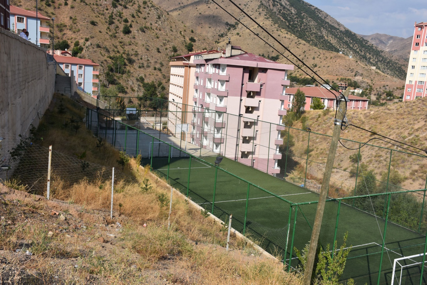 Üç Yıldızlı Otel Gibi 12