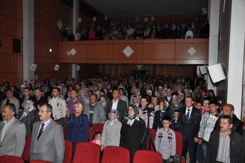 23 Nisan Coşkusu Salona Sığmadı 1