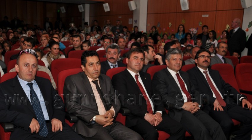 23 Nisan Coşkusu Salona Sığmadı 3