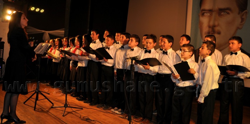 23 Nisan Coşkusu Salona Sığmadı 8