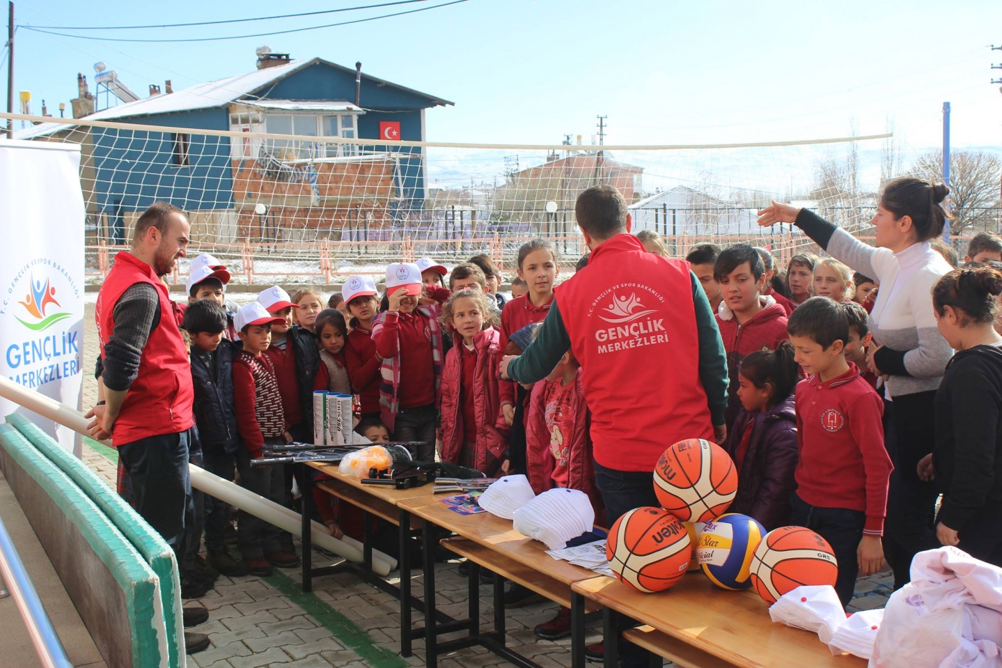 Yüreklere dokunmaya devam ediyorlar 5