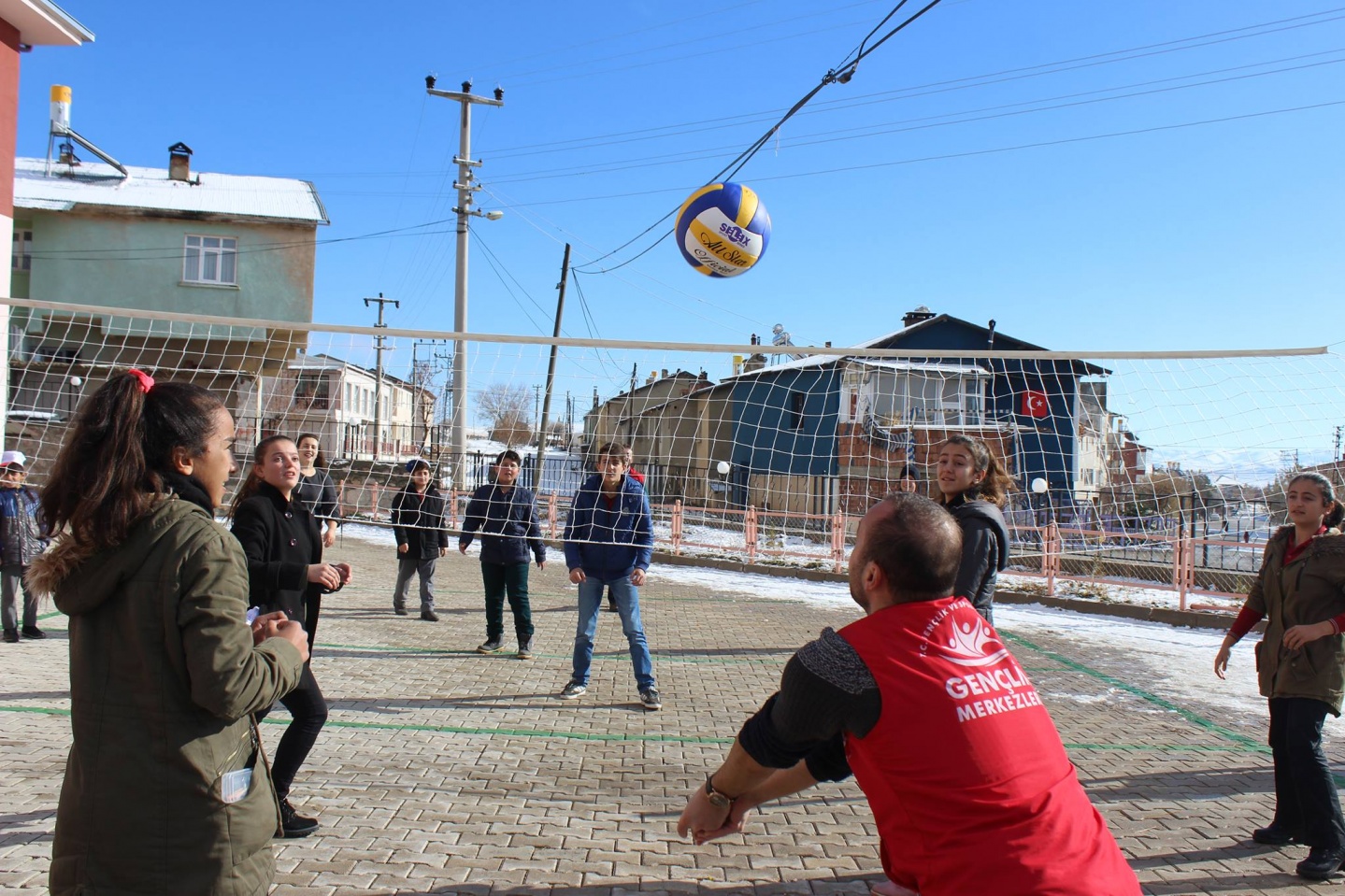 Yüreklere dokunmaya devam ediyorlar 8