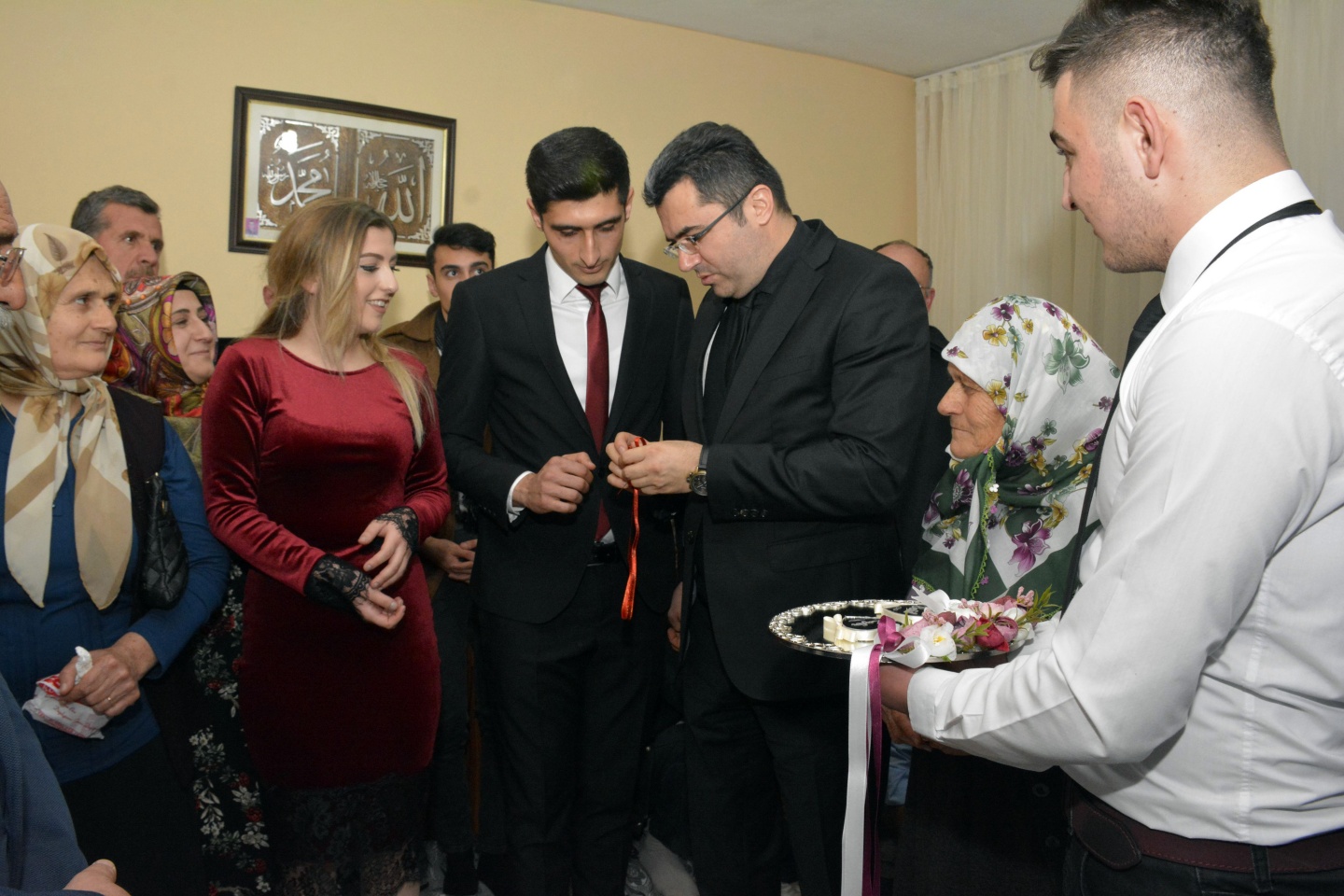 Şimdide personeline kız istedi 7