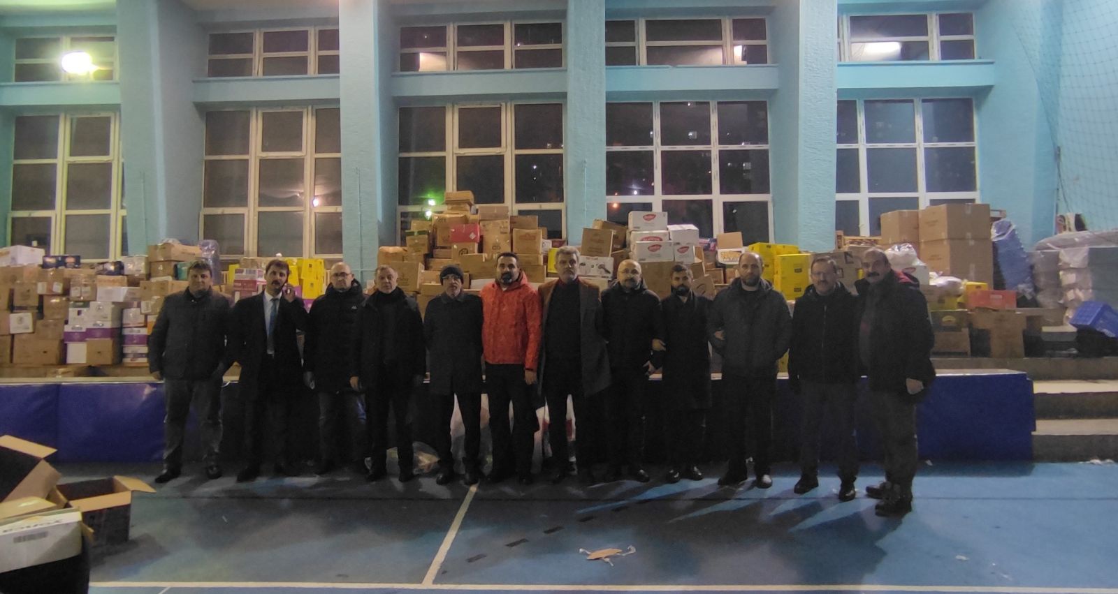 Memur-Sen ve Eğitim Bir-Sen’in yardım tırı yola çıktı 1