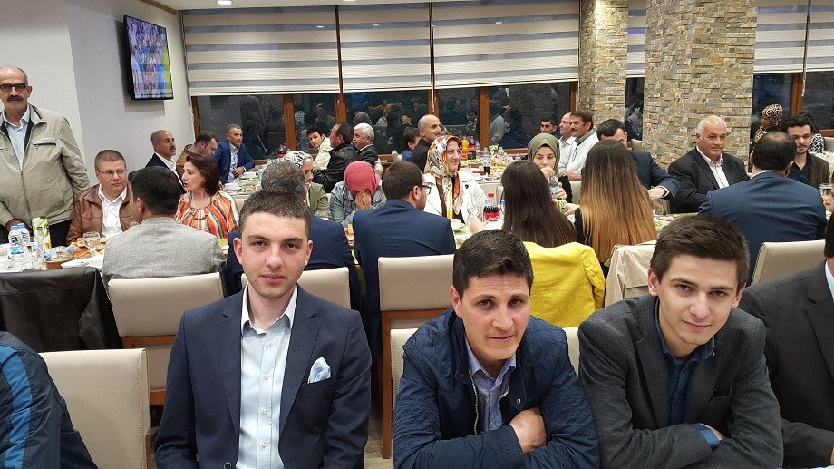 Gümüşhane adliyesinden veda iftarı 25