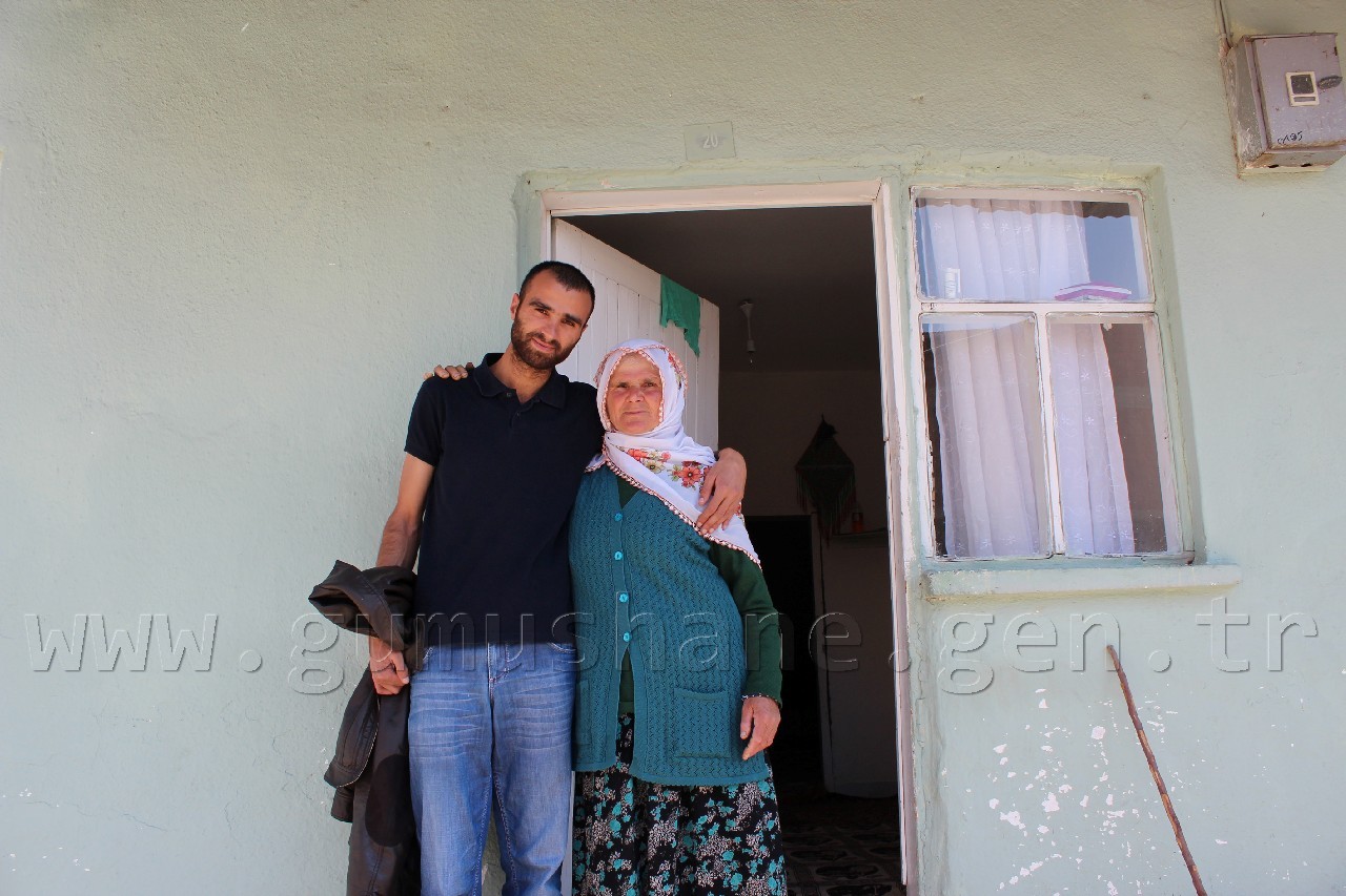 25 Yıldır Çalınan Çocuğunu Arıyor 4