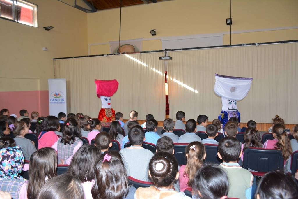 Hem yüreklere hem yüzlere neşe saçıldı 3