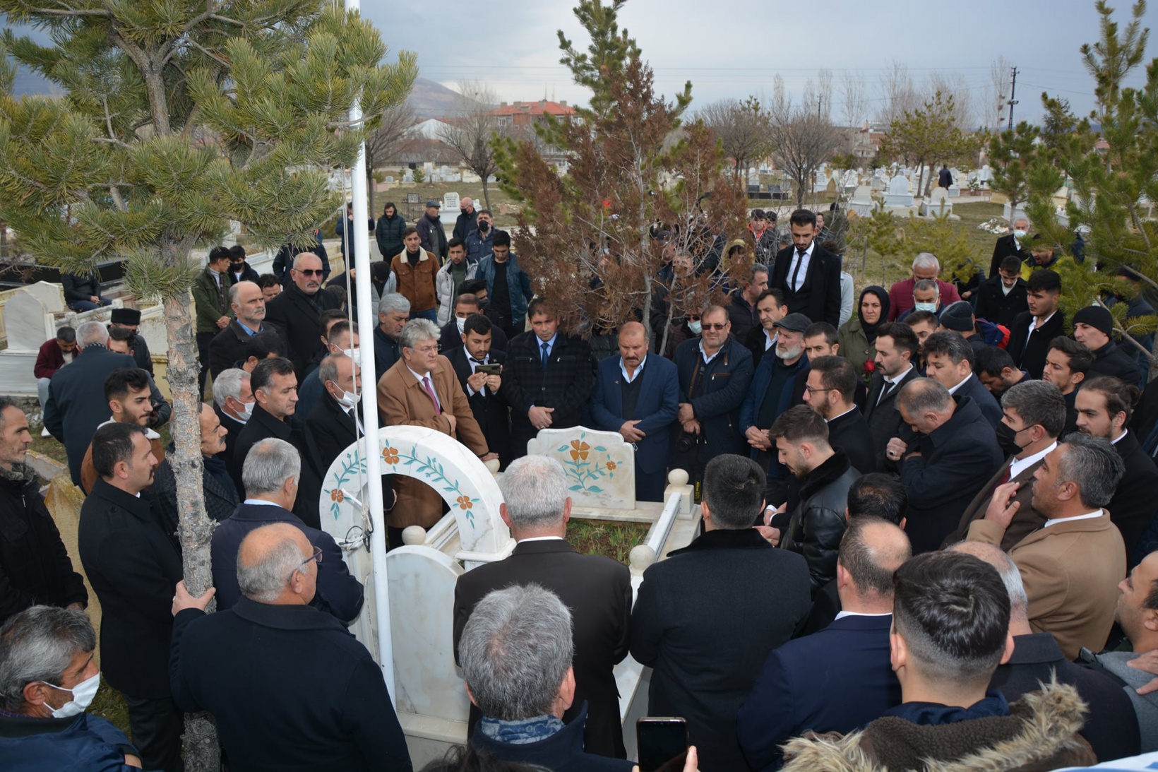 Tokdemir dualarla yad edildi 11