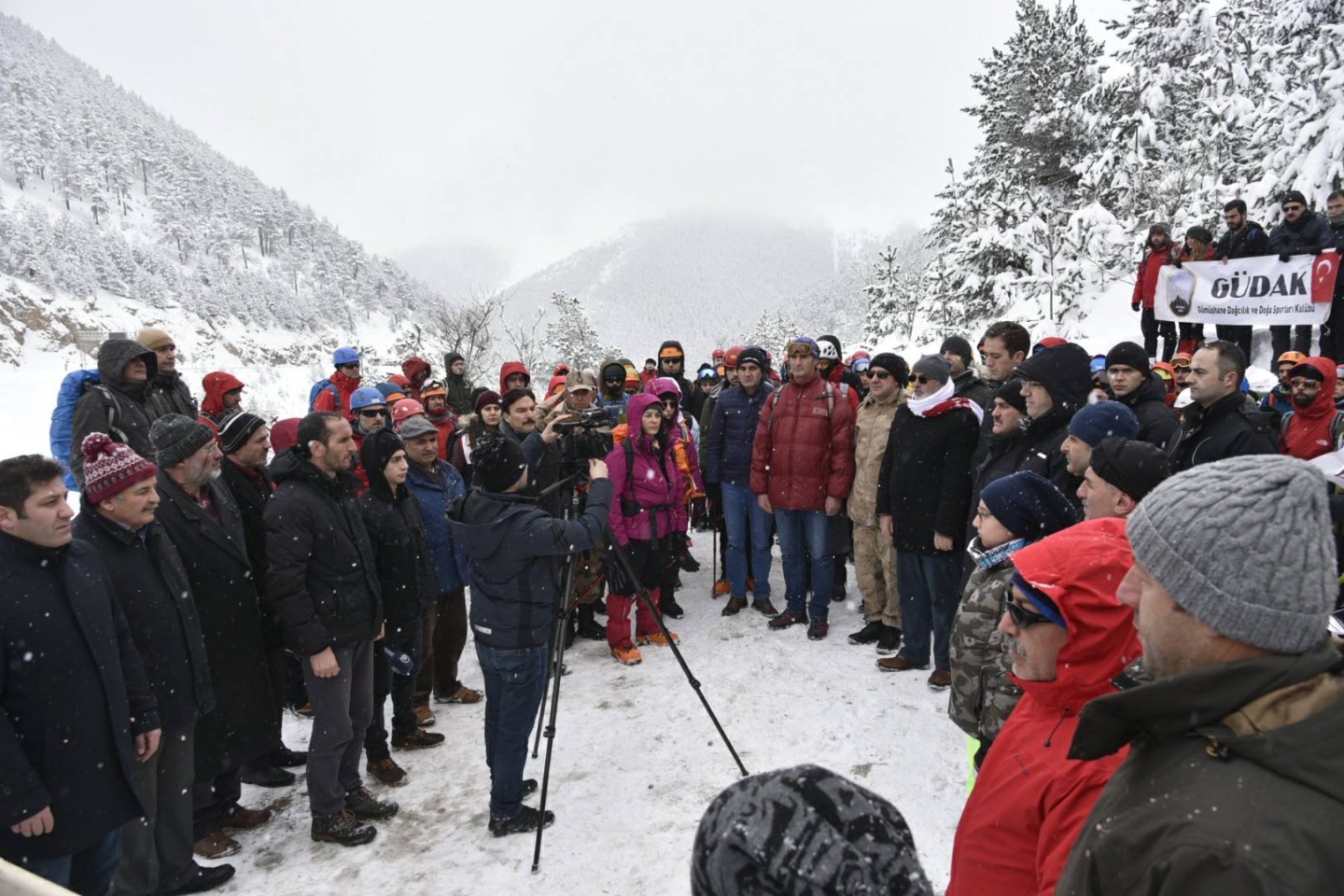 Zigana Dağı'nda çığda ölen 10 dağcı felaketin 9. yılında törenle anıldı   11