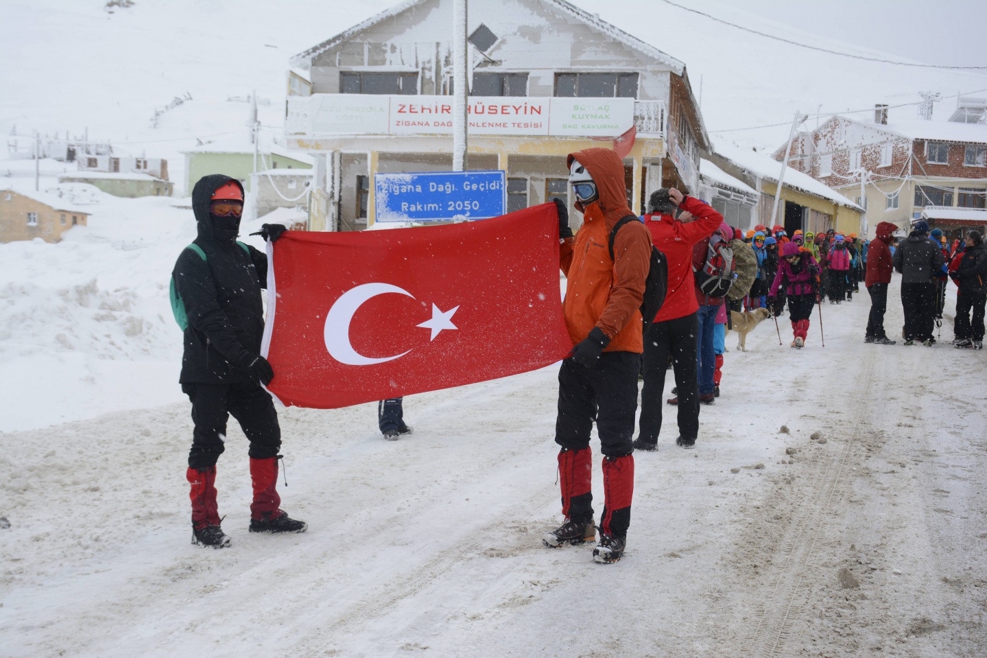 Zigana Dağı'nda çığda ölen 10 dağcı felaketin 9. yılında törenle anıldı   20