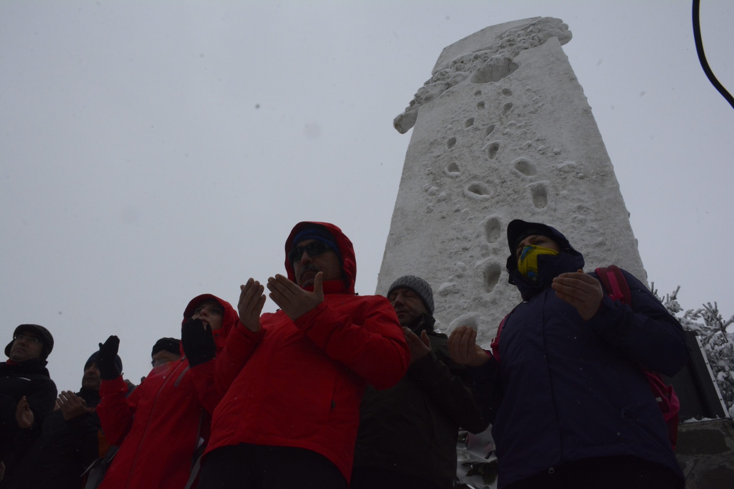 Zigana Dağı'nda çığda ölen 10 dağcı felaketin 9. yılında törenle anıldı   25
