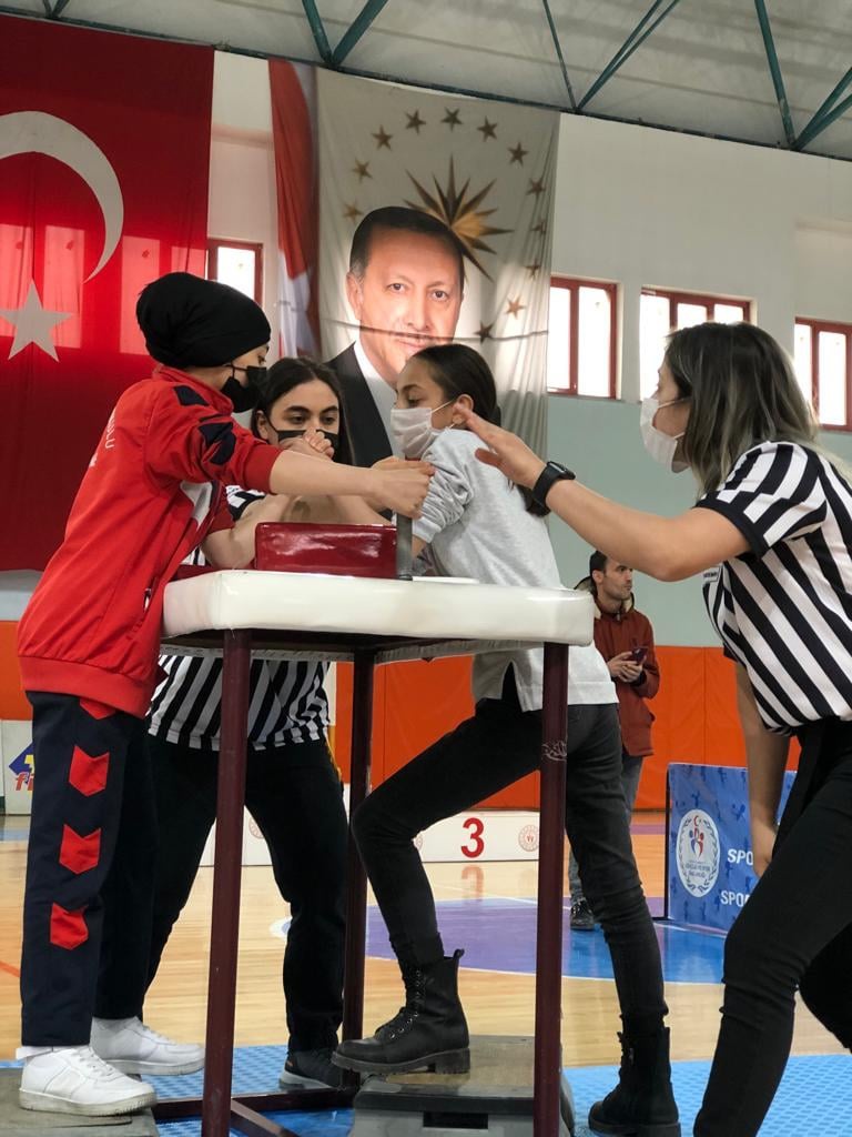 Bilek Güreşinde rekor katılımlı yarışma 2