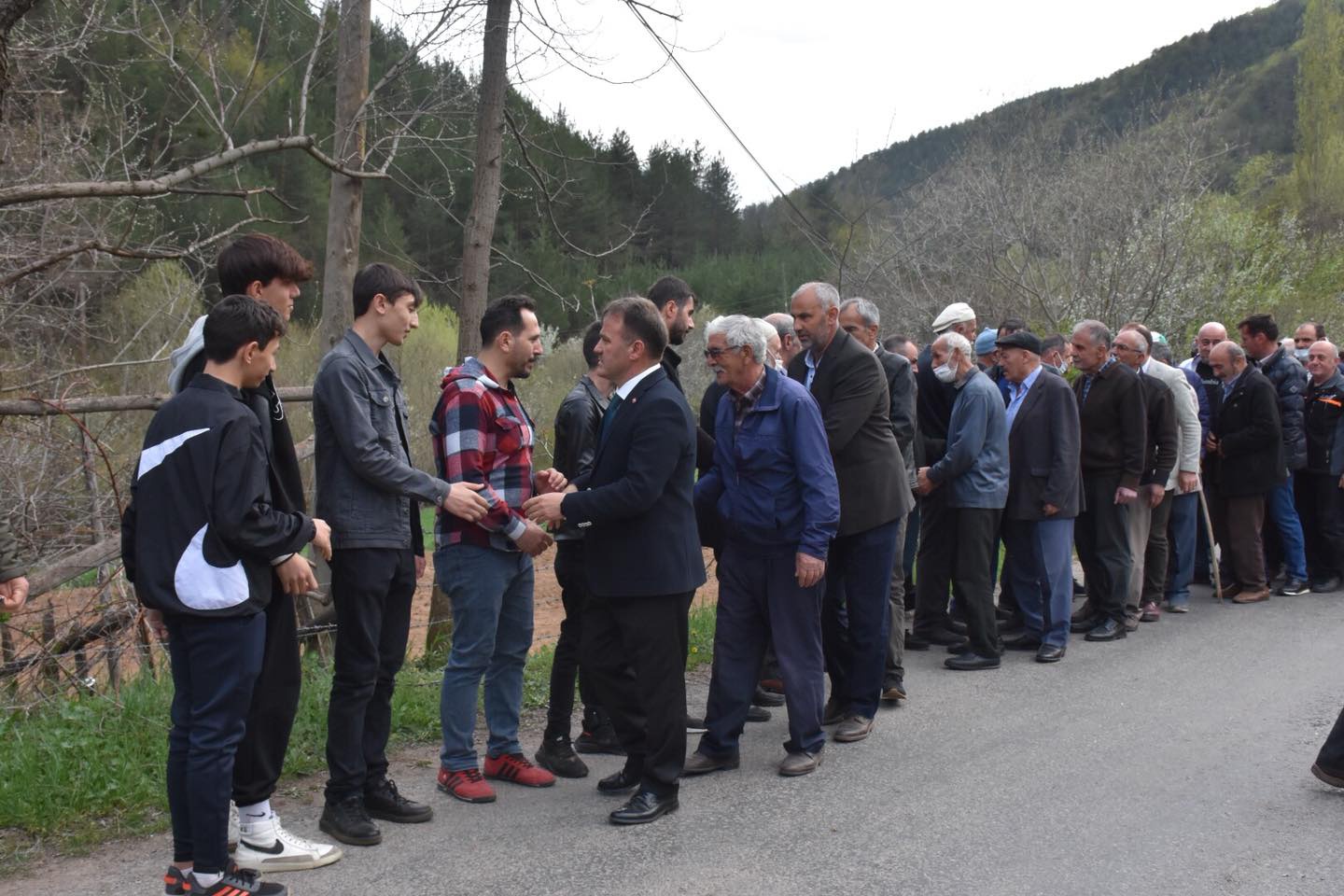 Kara son yolculuğuna uğurlandı 4