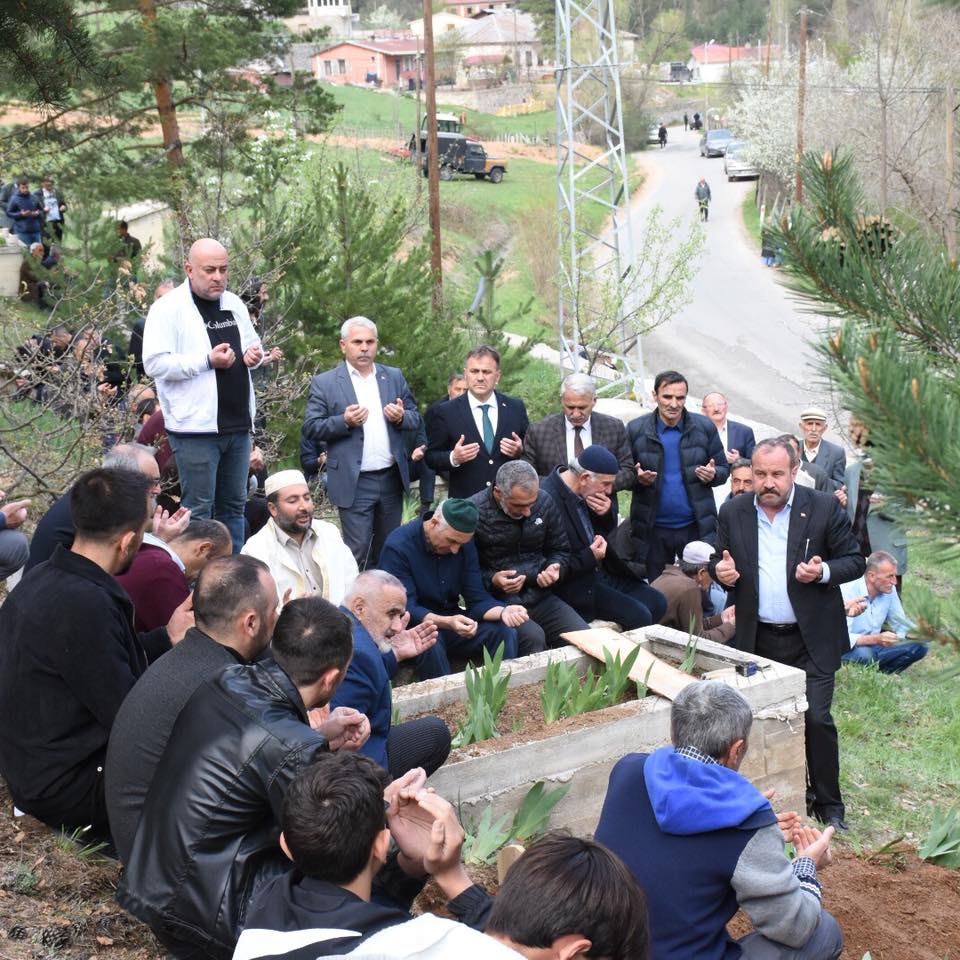 Kara son yolculuğuna uğurlandı 3