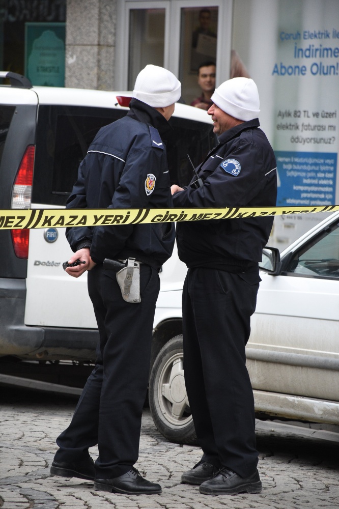 Gümüşhane’de şüpheli paketten yumurta çıktı 4