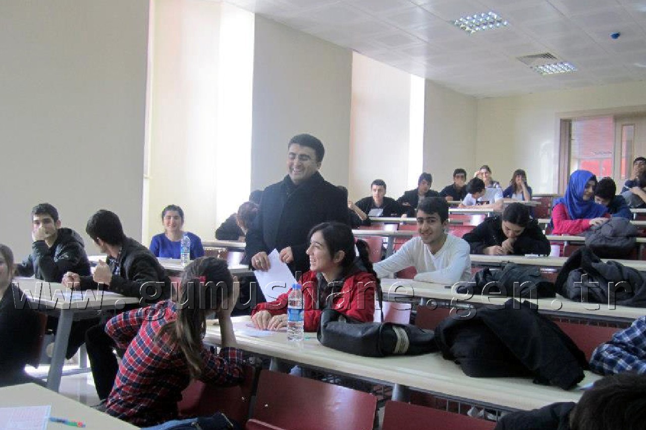 Gümüşhane'de İlk Kez Öğrenciler Deneme Sınavına Üniversitede Girdi 5