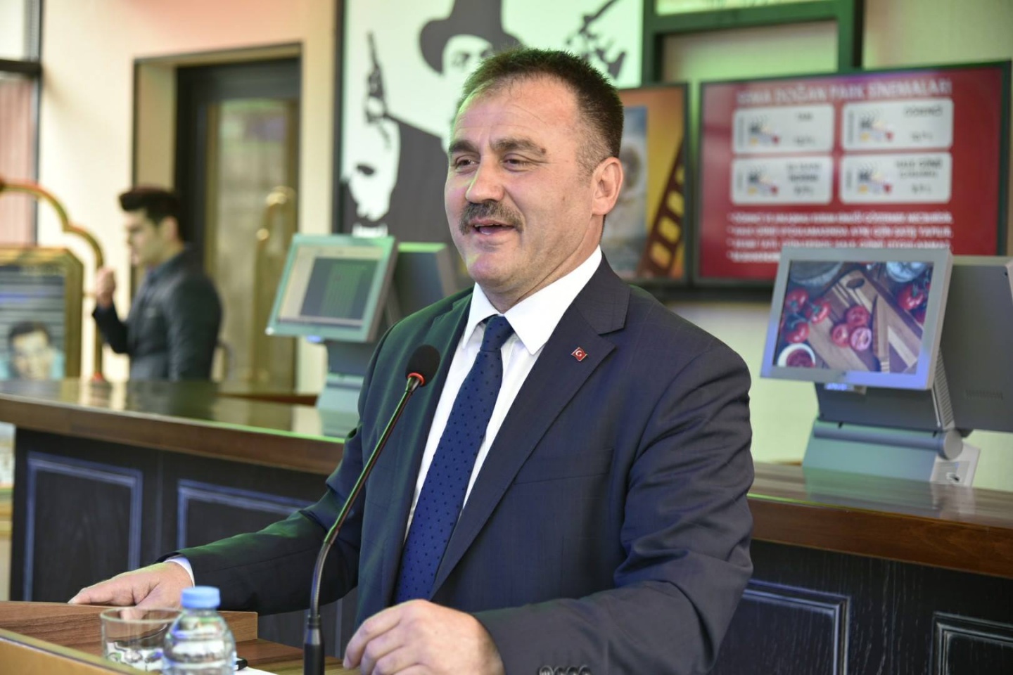 Yaşlı bakımı veren aileler kahvaltıda bir araya geldi 20