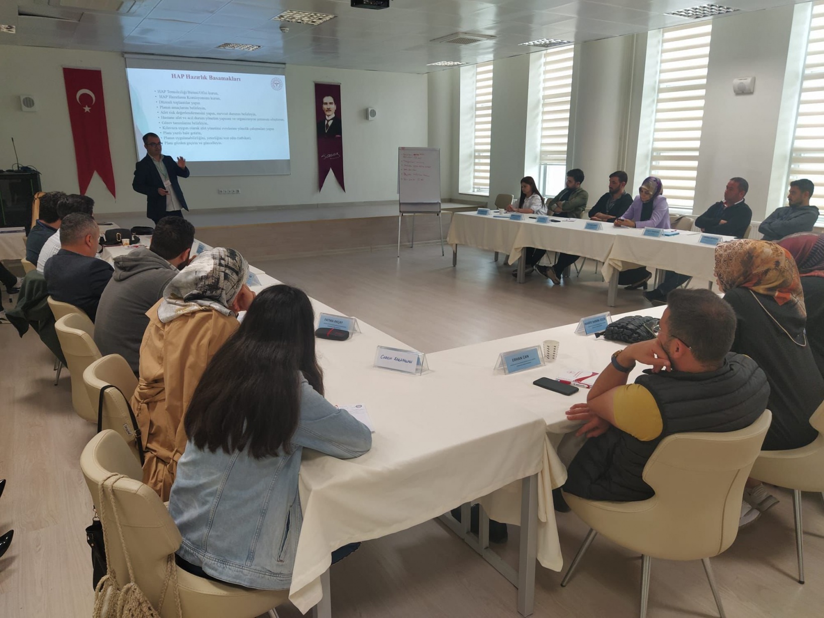 Gümüşhane’de sağlık çalışanlarına HAP eğitimi verildi 3