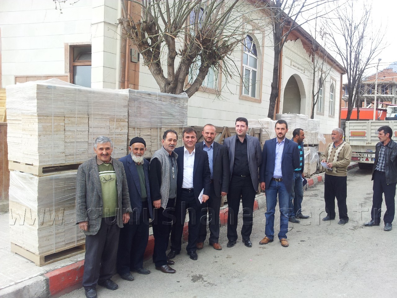 Çimen, Şehrin Hizmetinde  3