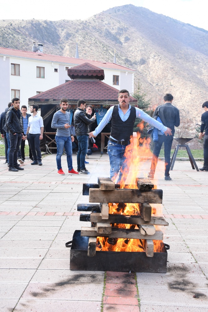 GÜ’de nevruz kutlaması 1