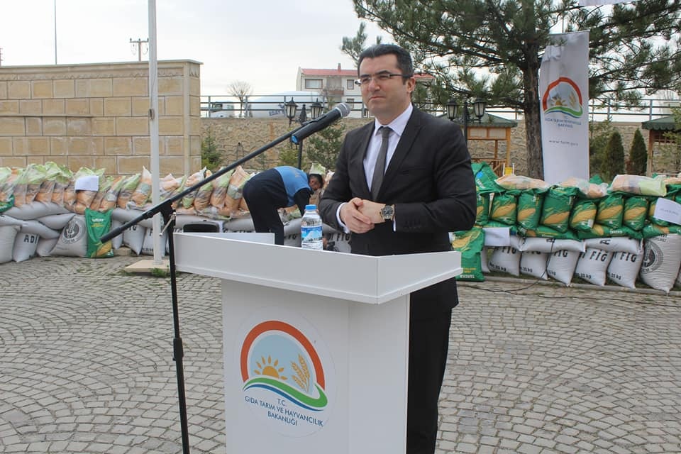 Gümüşhane’de çiftçilere 102,3 ton yem bitkisi tohumu dağıtıldı 2