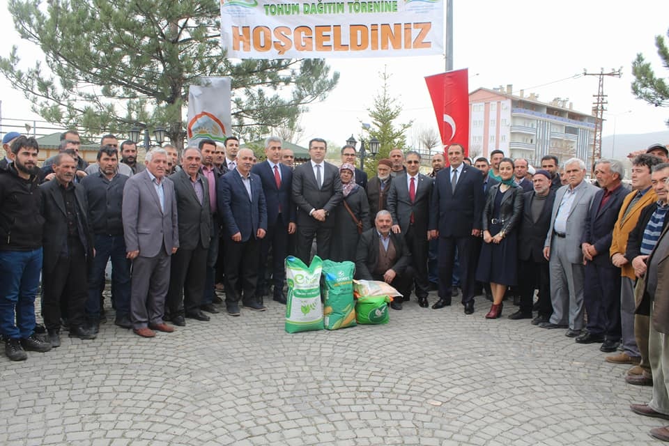 Gümüşhane’de çiftçilere 102,3 ton yem bitkisi tohumu dağıtıldı 4