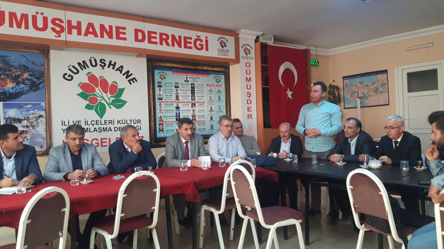 Sultanbeyli Gümüşhaneliler derneği gençler için bir araya geldi 27