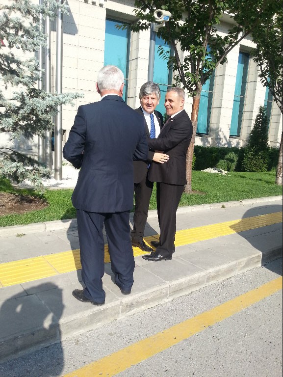 'Muhtarlarımıza ve Milletimize Hizmet Boynumuzun Borcu' 1