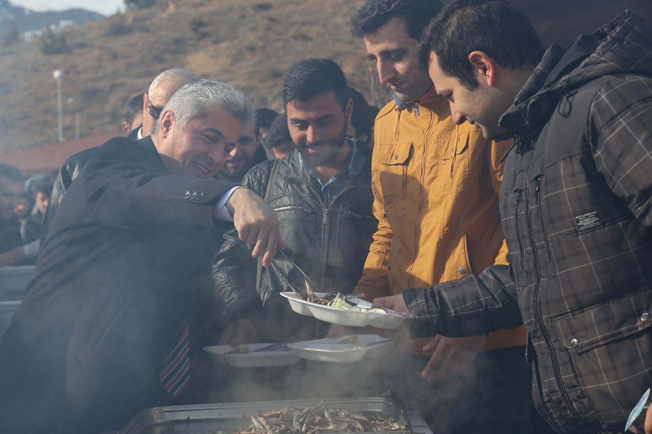 GÜ’de hamsi şenliği 2