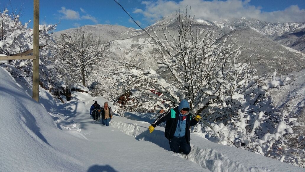 Çoruh EDAŞ kar kış dinlemiyor 2