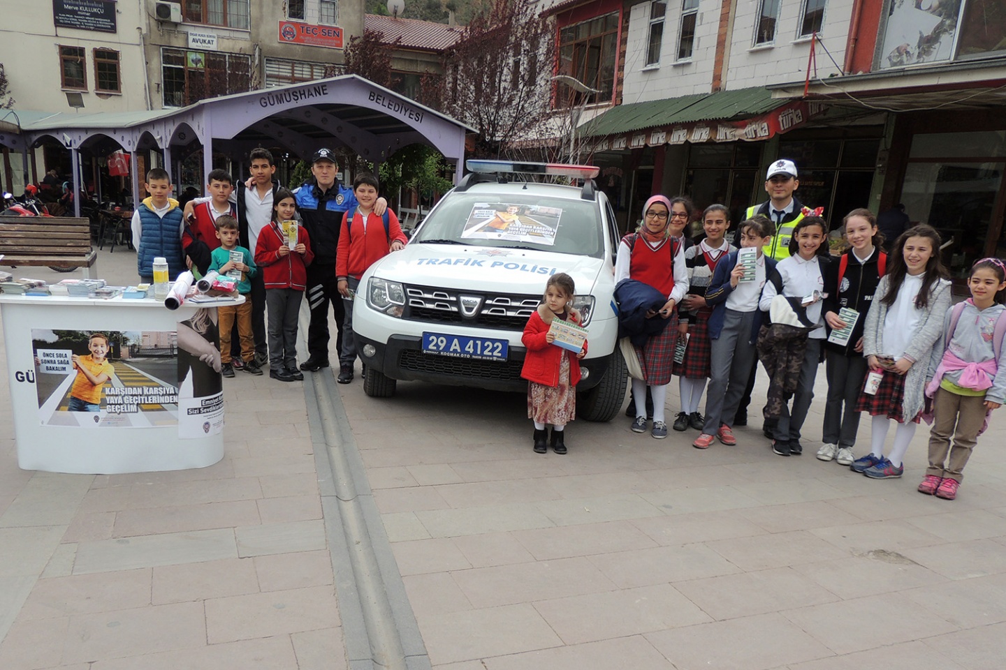 Gümüşhane’de karayolu güvenliği ve trafik haftası kutlandı 2