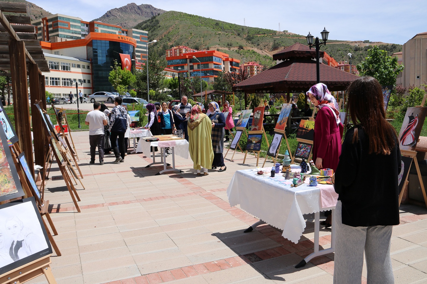 KYK öğrencileri eserlerini sergiledi 4