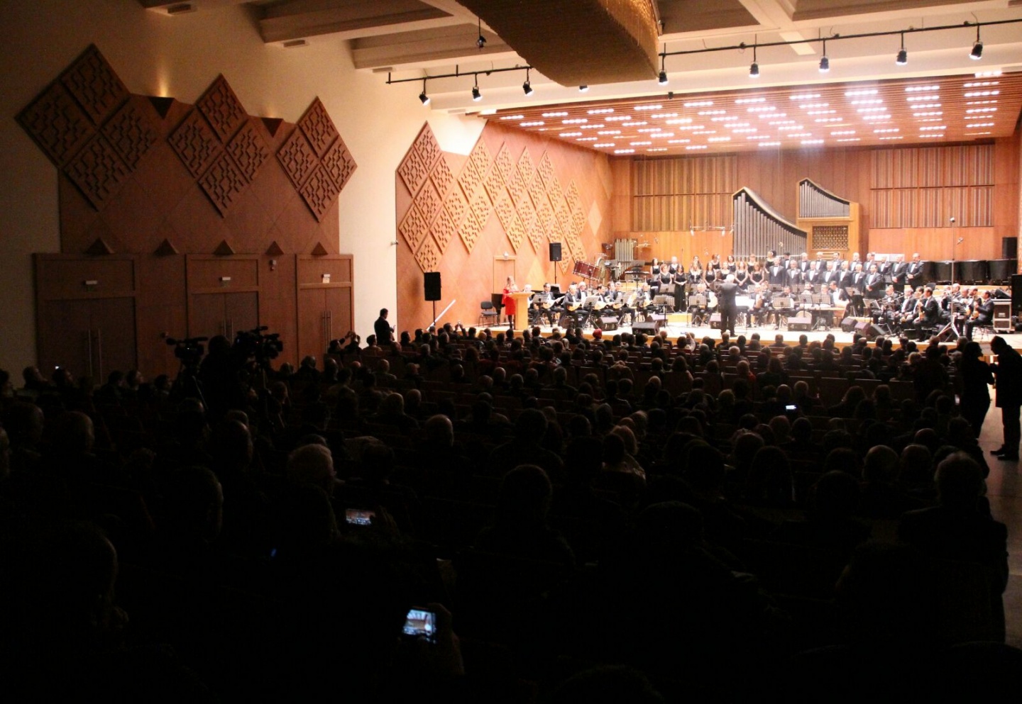 Ankara’da ‘Gurbetten nefesler, nefeste türküler’ programı 1