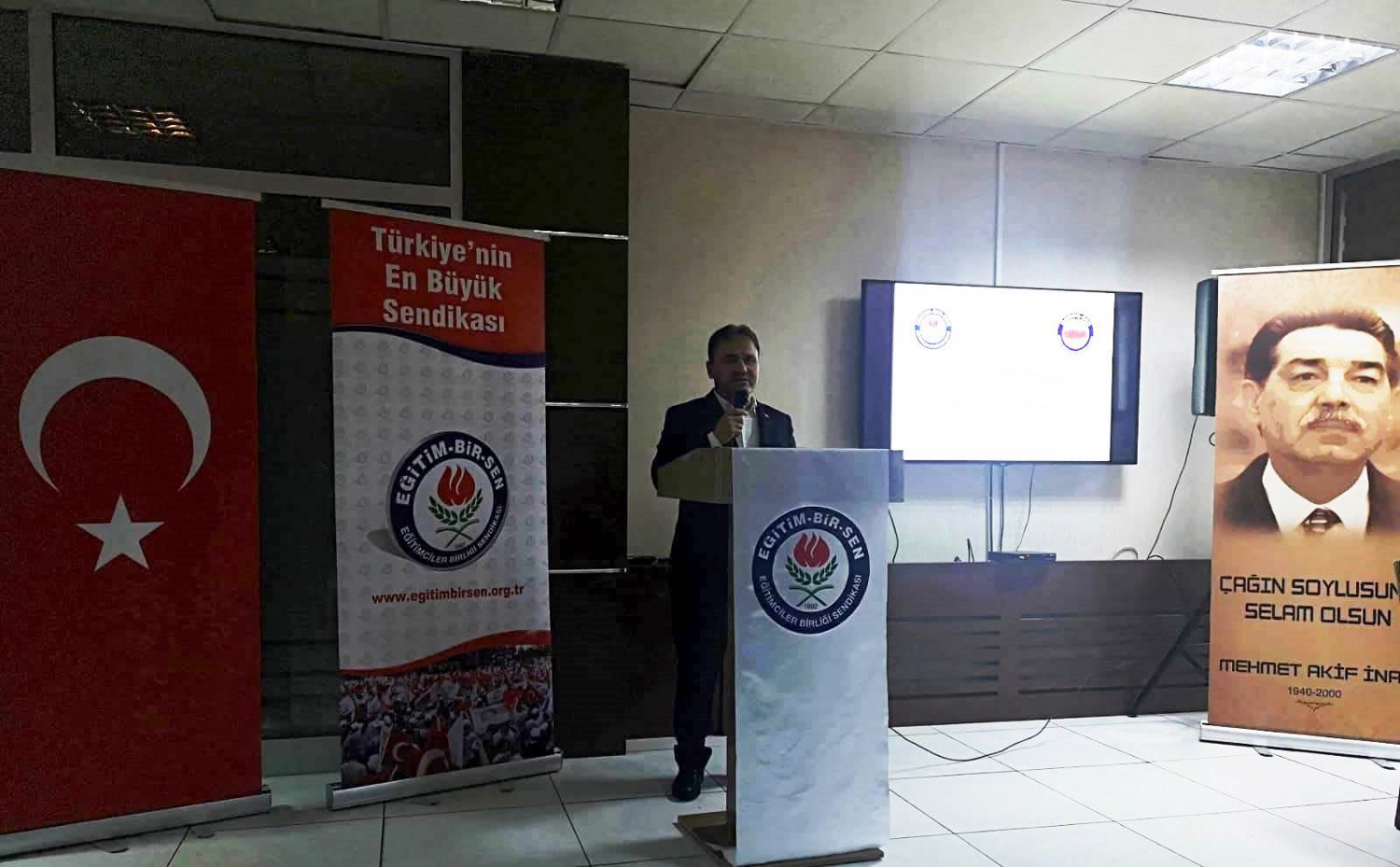 Eğitim-Bir-Sen’den genişletilmiş il divan kurulu toplantısı 2