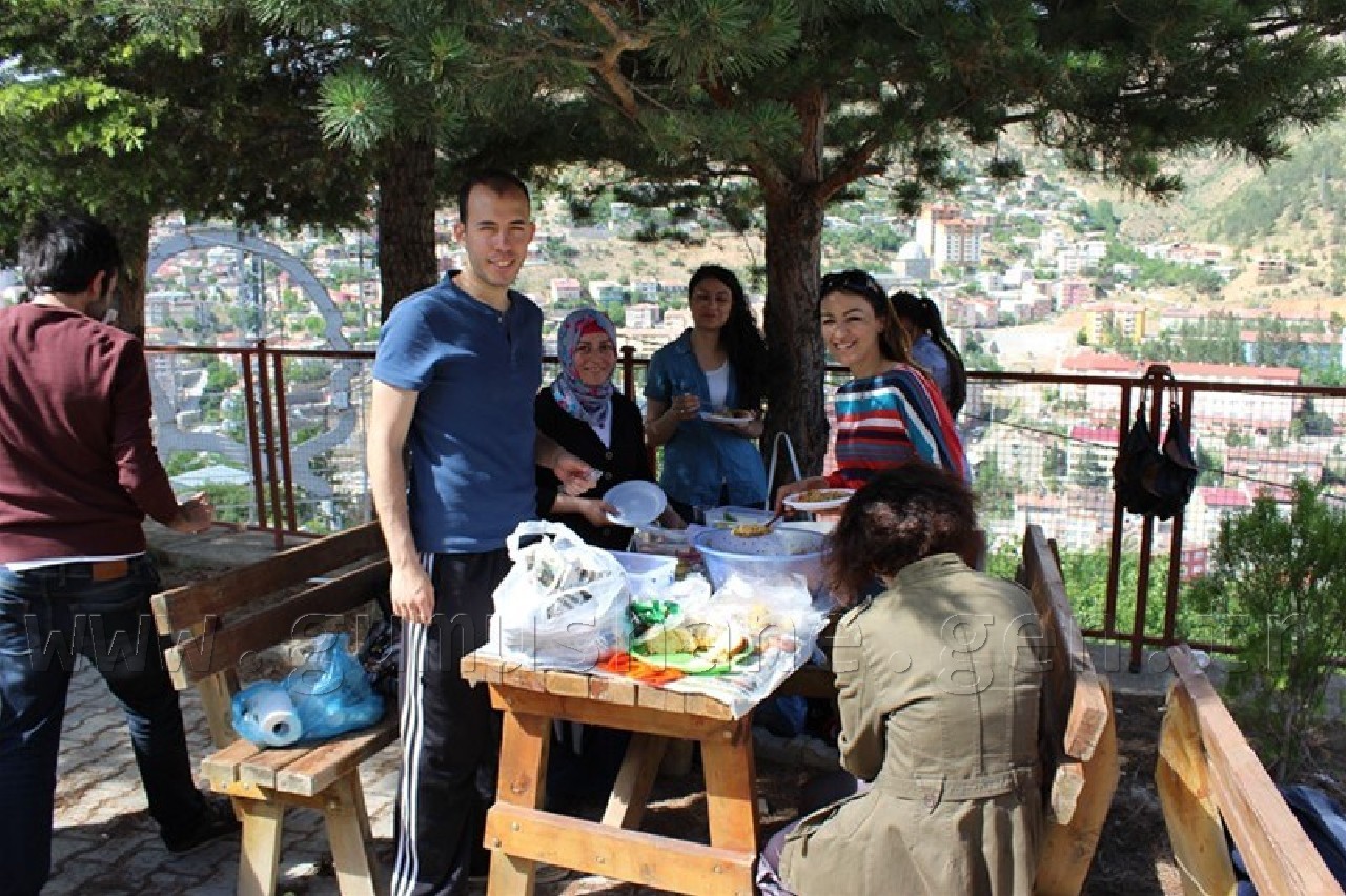 Gençlik Merkezi Üyeleri Piknikle Stres Attı 2