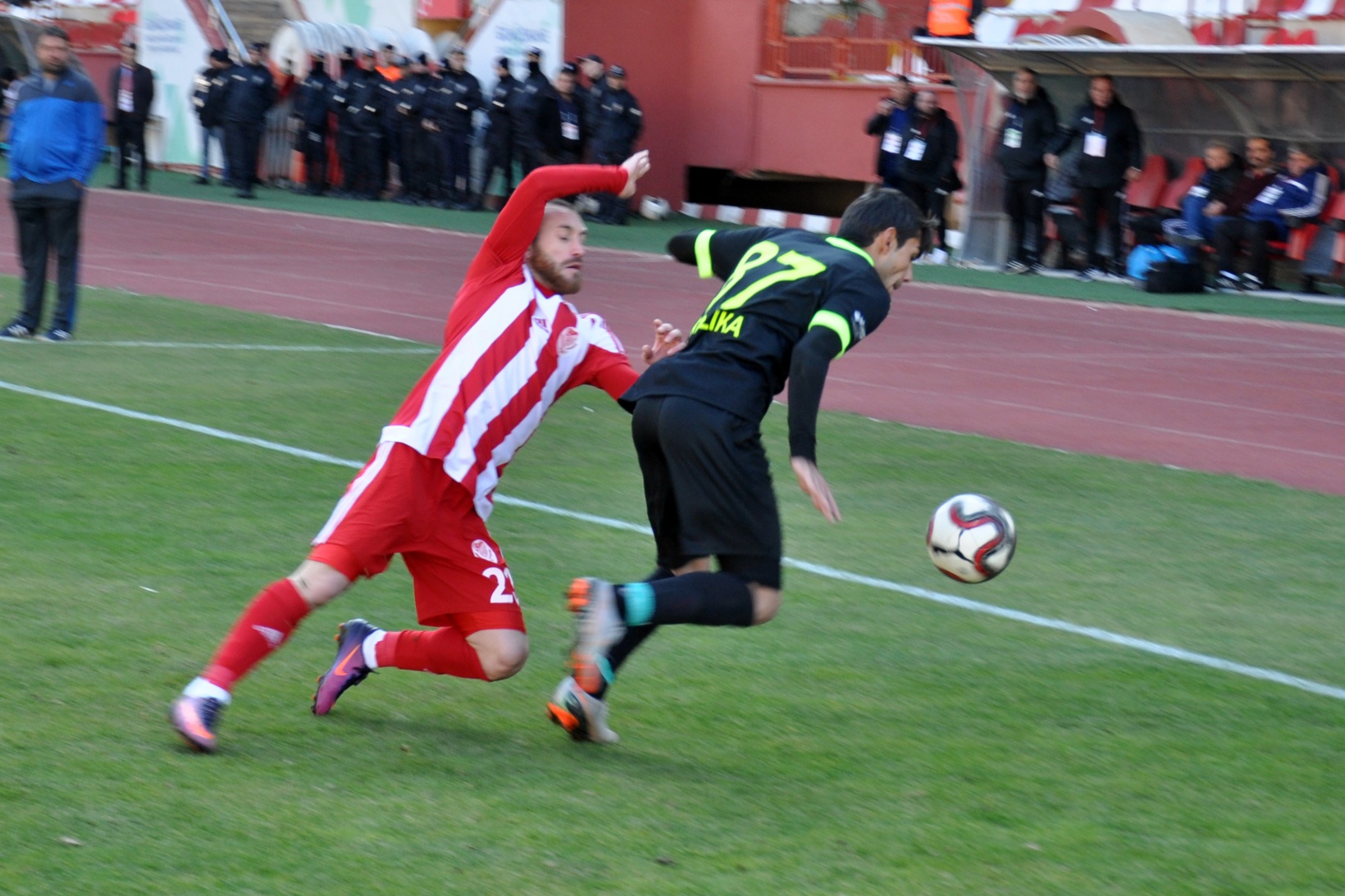 Gümüş evinde güldü: 3-1 2