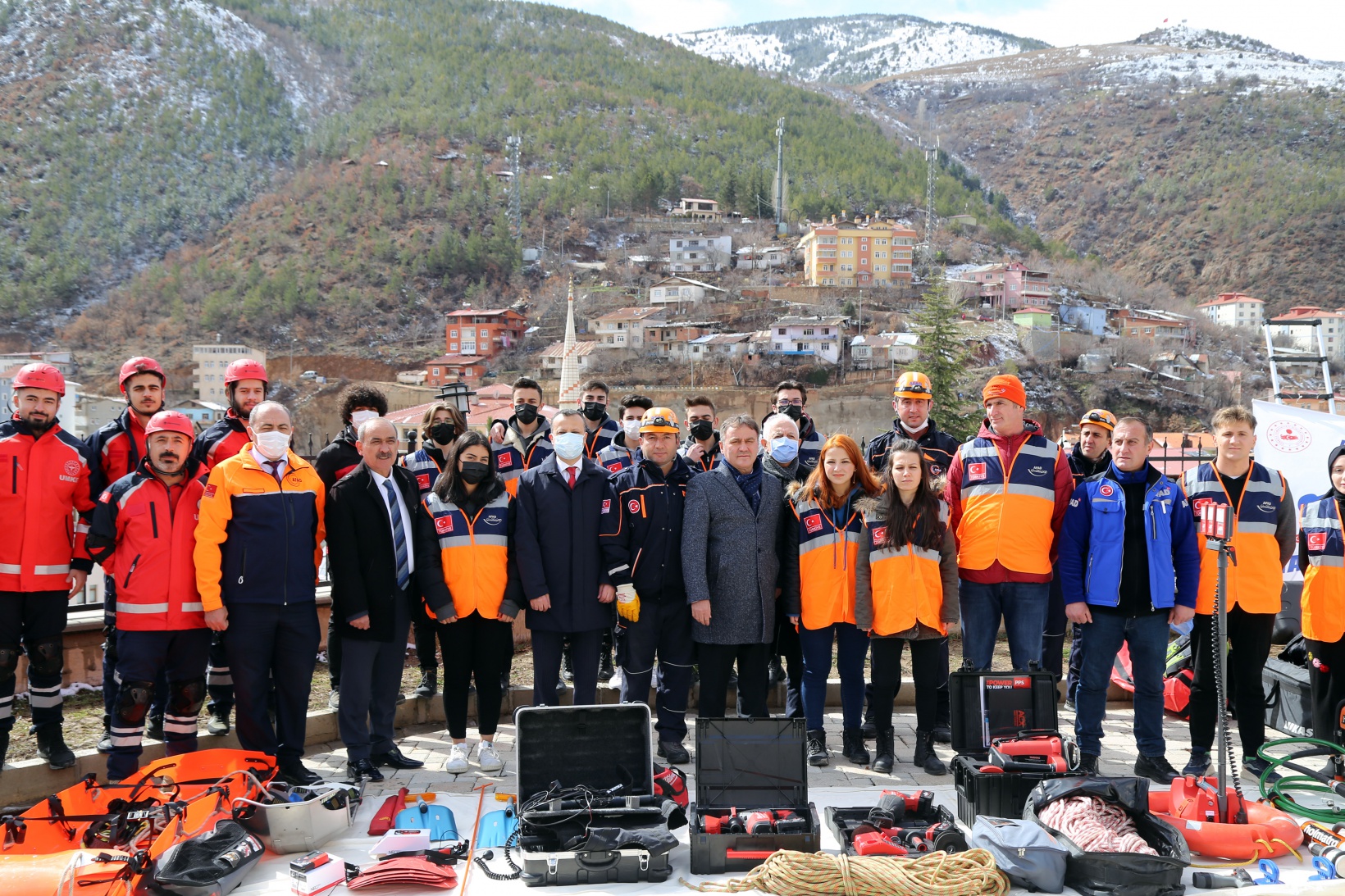Gümüşhane’de ‘Deprem anı ve Tahliye Tatbikatı’ gerçekleştirildi 6
