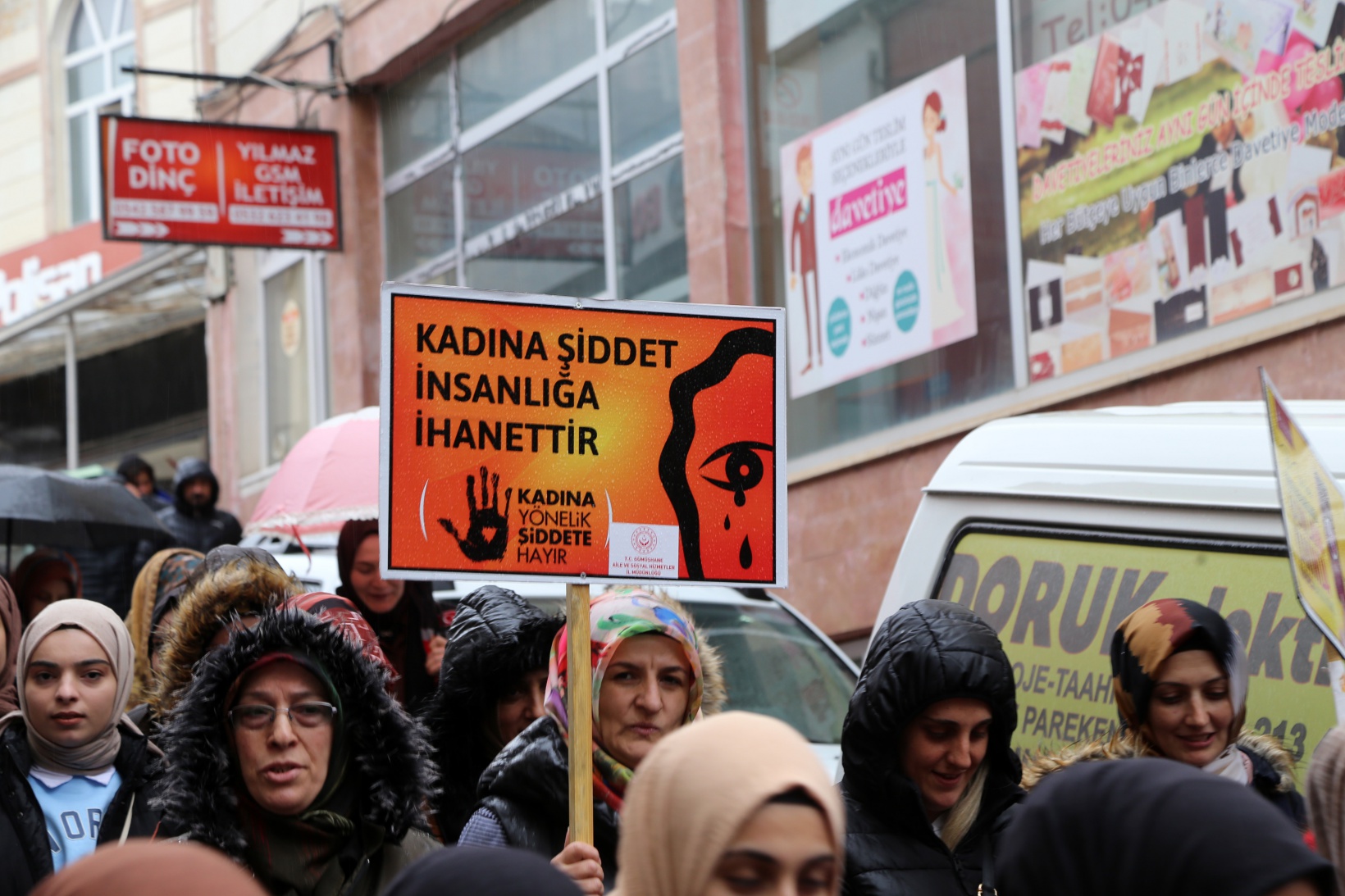 Gümüşhane’de Kadına Yönelik Şiddete Karşı Uluslararası Mücadele Günü yürüyüşü 8