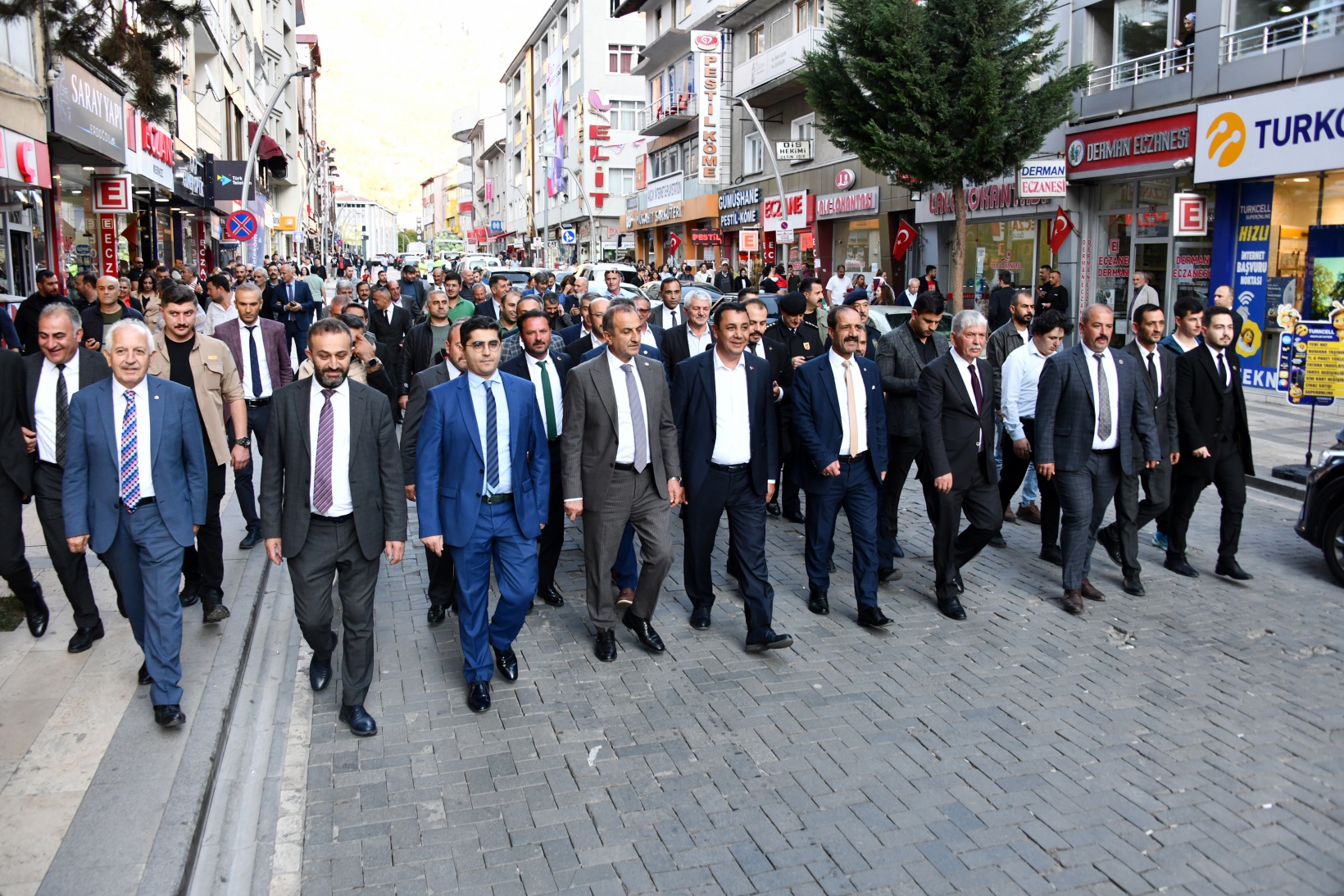 Gümüşhane'de 27. Kuşburnu Festivali başladı   49