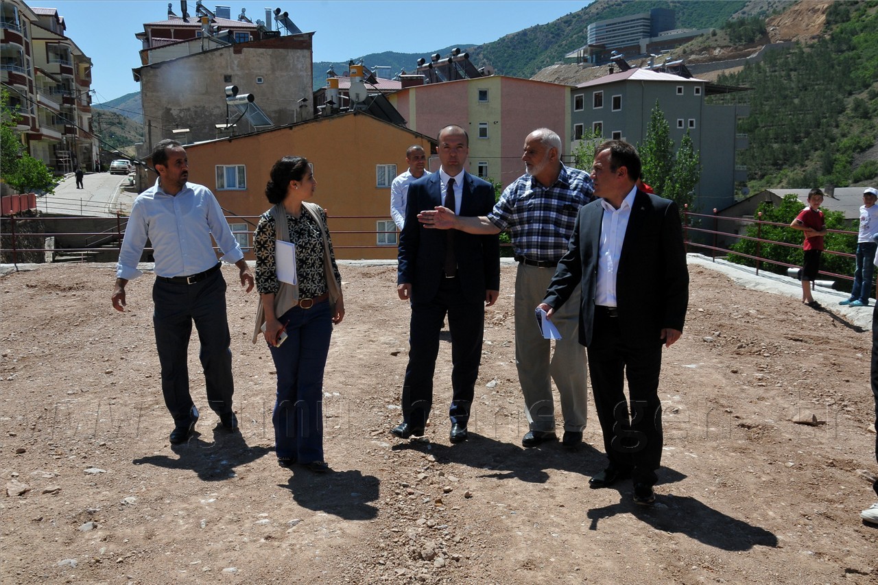 Başkan Çimen, Örnek Mahalle projesini inceledi 2